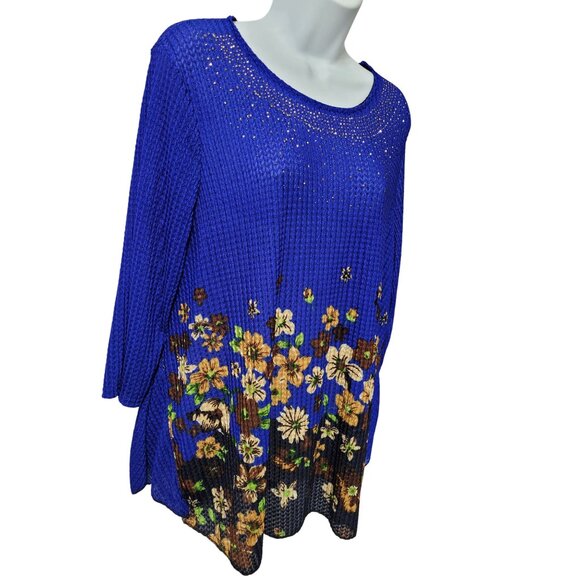 Blue Floral Womens Tunic Top XL Rhinestone Embellished 3/4 Sleeve Stretch - Picture 9 of 9